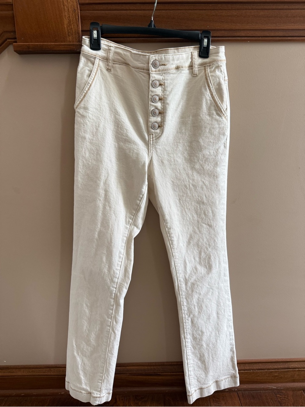 Tribal Women's Cream Straight-Leg Button-Fly Jeans